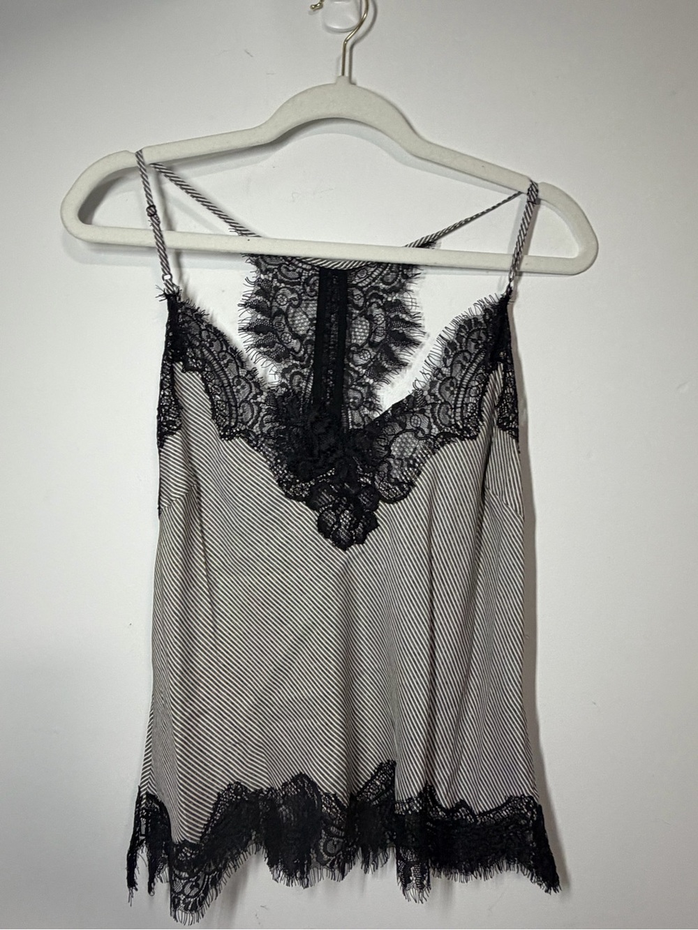 NWT GOLD HAWK SILK LACE CAMISOLE 🖤